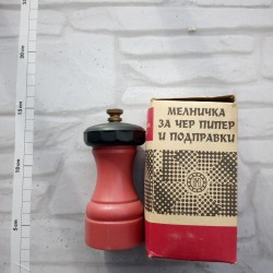 Мелничка за подправки 